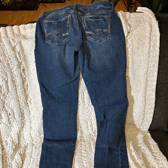 Silver Jeans Women's Dark Blue Skinny Jeans - Picture 3 of 4